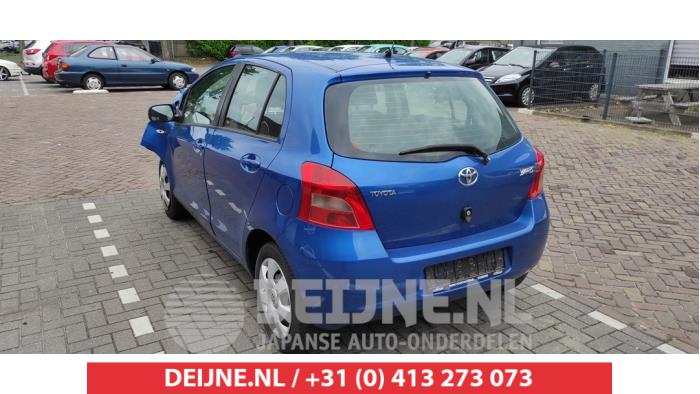 Toyota Yaris Ii V Vvt I Sloopvoertuig Blauw