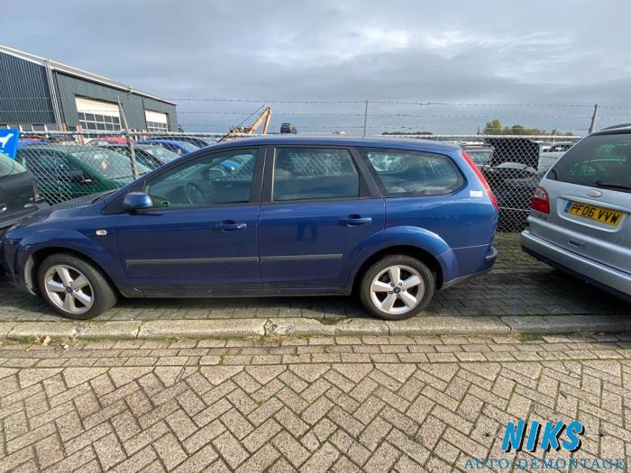 Ford Focus II Wagon 1 6 TDCi 16V 90 Sloopvoertuig 2007 Blauw