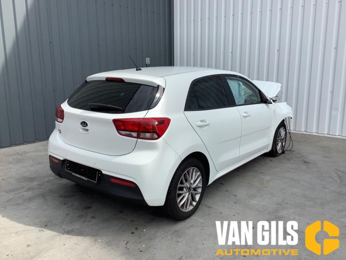 Kia Rio Iv Mpi V Sloopvoertuig Wit