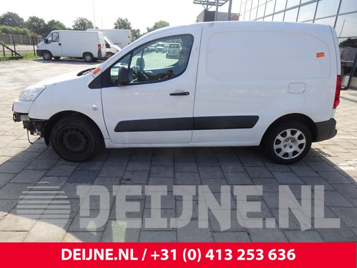 Peugeot Partner Tepee Hdif V Phase Sloopvoertuig Graniet