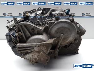 Gebruikte Automaatbak Volvo V70 Prijs € 649,95 Margeregeling aangeboden door Auto Rima Druten