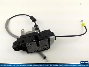 Gebruikte Deurslot Mechaniek 4Deurs rechts-voor Volvo XC40 Prijs € 99,95 Margeregeling aangeboden door Auto Rima Druten