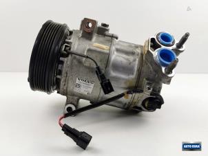 Gebruikte Aircopomp Volvo XC40 (XZ) 2.0 T4 Geartronic 16V Prijs € 174,95 Margeregeling aangeboden door Auto Rima Druten