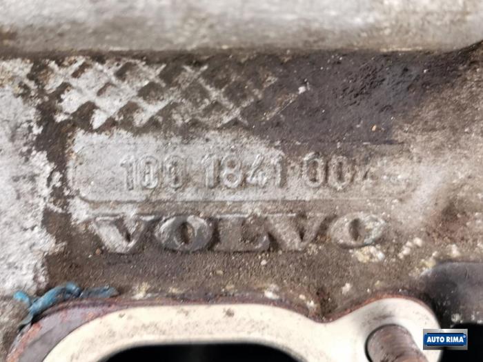 Cilinderkop van een Volvo XC90 I 2.9 T6 24V 2003