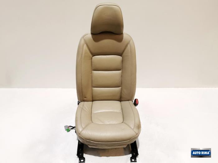 Volvo V70 Stoelen rechts voorraad | Onderdelenlijn.nl