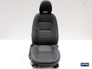 Gebruikte Voorstoel rechts Volvo V50 Prijs € 124,95 Margeregeling aangeboden door Auto Rima Druten