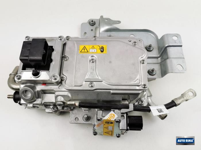 Omvormer van een Volvo V60 I (FW/GW) 2.4 D6 20V Plug-in Hybrid AWD 2014