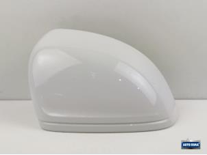 Gebruikte Spiegelkap rechts Volvo V90 Prijs € 34,95 Margeregeling aangeboden door Auto Rima Druten