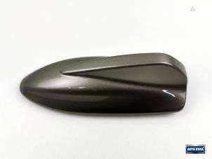 Gebruikte GPS Antenne Volvo V70 (BW) 2.4 D4 20V AWD Prijs € 24,95 Margeregeling aangeboden door Auto Rima Druten