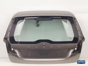 Gebruikte Achterklep Volvo V70 (BW) 2.4 D5 20V Prijs € 124,95 Margeregeling aangeboden door Auto Rima Druten