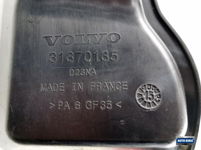 Aanzuigslang Lucht van een Volvo V40 (MV) 2.0 D3 16V 2015