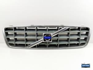 Gebruikte Grille Volvo XC70 (SZ) XC70 2.5 T 20V Prijs € 49,95 Margeregeling aangeboden door Auto Rima Druten