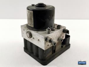 Gebruikte ABS Pomp Volvo V50 (MW) 2.0 D 16V Prijs € 74,95 Margeregeling aangeboden door Auto Rima Druten