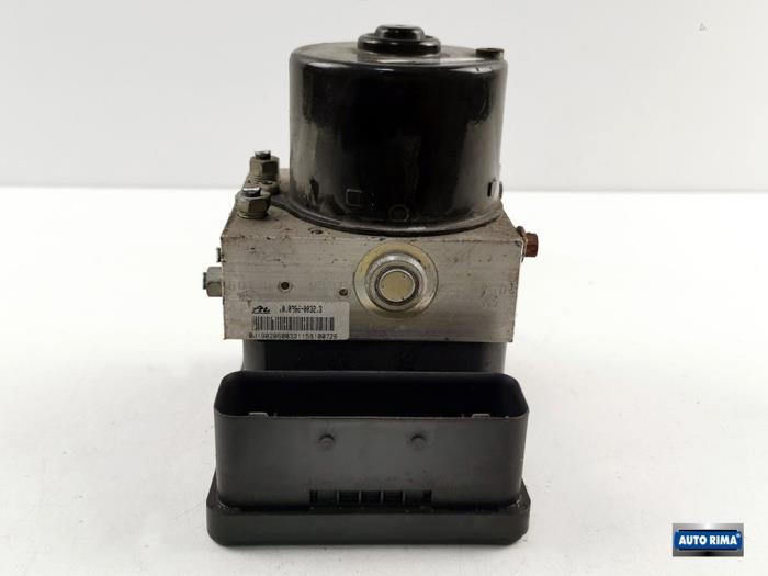 Gebruikte ABS Pomp Volvo V50 (MW) 2.0 D 16V Prijs € 74,95 Margeregeling aangeboden door Auto Rima Druten