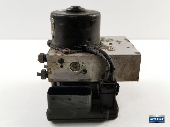 Gebruikte ABS Pomp Volvo V70 (SW) 2.4 20V 140 Prijs € 74,95 Margeregeling aangeboden door Auto Rima 