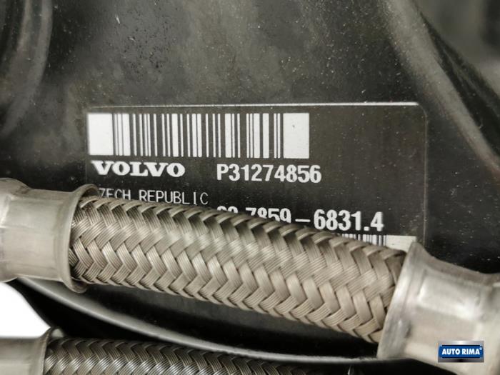 Rembooster van een Volvo V60 I (FW/GW) 2.4 D6 20V Plug-in Hybrid AWD 2014
