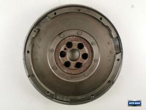 Gebruikte Dubbele massa vliegwiel Volvo S40 (MS) 2.4 D5 20V Prijs € 74,95 Margeregeling aangeboden door Auto Rima Druten