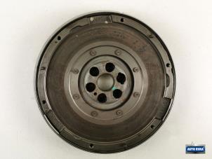 Gebruikte Dubbele massa vliegwiel Volvo V50 (MW) 1.6 D 16V Prijs € 74,95 Margeregeling aangeboden door Auto Rima Druten