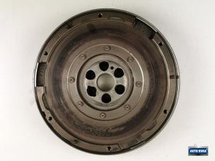 Gebruikte Dubbele massa vliegwiel Volvo V50 (MW) 1.6 D 16V Prijs € 74,95 Margeregeling aangeboden door Auto Rima Druten