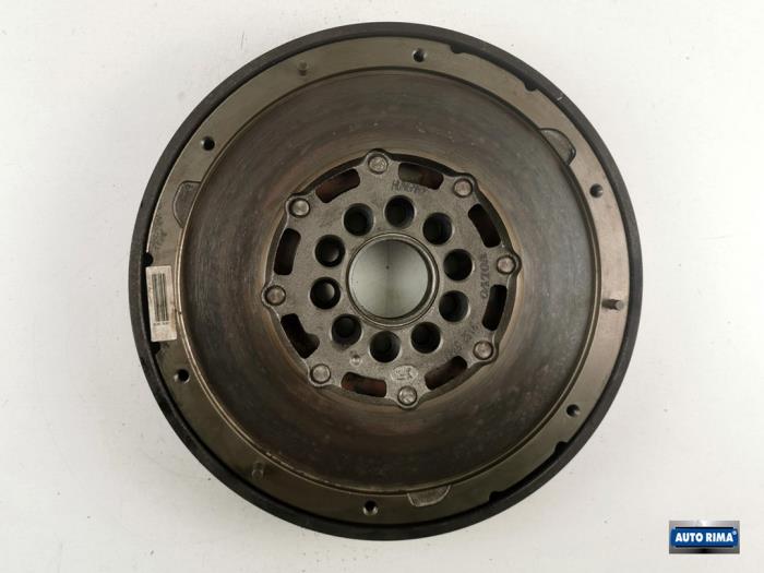 Gebruikte Vliegwiel dubbele massa Volvo XC70 (BZ) 2.4 D5 20V 215 AWD Prijs € 174,95 Margeregeling aangeboden door Auto Rima Druten