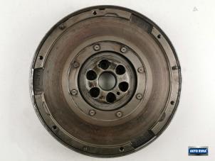 Gebruikte Dubbele massa vliegwiel Volvo S40 (MS) 2.4 D5 20V Prijs € 74,95 Margeregeling aangeboden door Auto Rima Druten