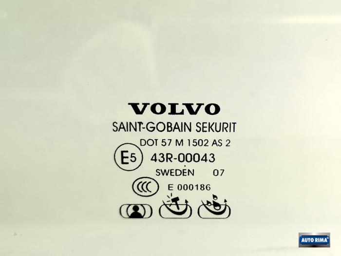 Deurruit 4Deurs rechts-voor van een Volvo V50 (MW) 2.5 T5 20V 2007
