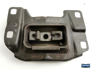 Gebruikte Motorrubber Volvo V50 (MW) 1.8 16V Prijs € 24,95 Margeregeling aangeboden door Auto Rima Druten