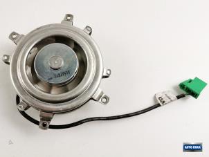 Gebruikte Koelvin Volvo V70 (BW) 2.4 D5 20V Prijs € 49,95 Margeregeling aangeboden door Auto Rima Druten