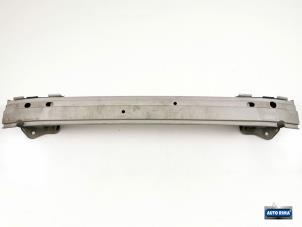 Gebruikte Bumperbalk achter Volvo V90 II (PW) 2.0 D4 16V AWD Prijs € 99,95 Margeregeling aangeboden door Auto Rima Druten