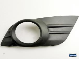 Gebruikte Afdekplaat mistlamp links Volvo C70 (MC) 2.0 D4 20V Prijs € 24,95 Margeregeling aangeboden door Auto Rima Druten