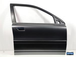 Gebruikte Portier 4Deurs rechts-voor Volvo S80 (TR/TS) 2.5 T Turbo 20V Prijs € 99,95 Margeregeling aangeboden door Auto Rima Druten