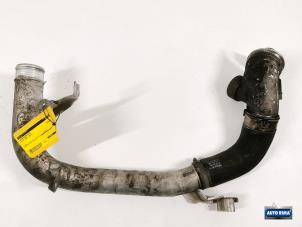 Gebruikte Intercooler Buis Volvo XC90 II 2.0 T5 16V AWD Prijs € 74,95 Margeregeling aangeboden door Auto Rima Druten