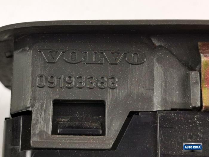 Ruit schakelaar elektrisch van een Volvo S60 I (RS/HV) 2.4 20V 140 2001