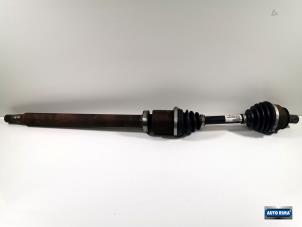 Gebruikte Steekas rechts-voor Volvo V60 I (FW/GW) 2.0 D3 20V Prijs € 124,95 Margeregeling aangeboden door Auto Rima Druten