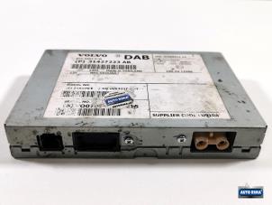 Gebruikte DAB module Volvo V60 I (FW/GW) 2.0 D3 20V Prijs € 49,95 Margeregeling aangeboden door Auto Rima Druten