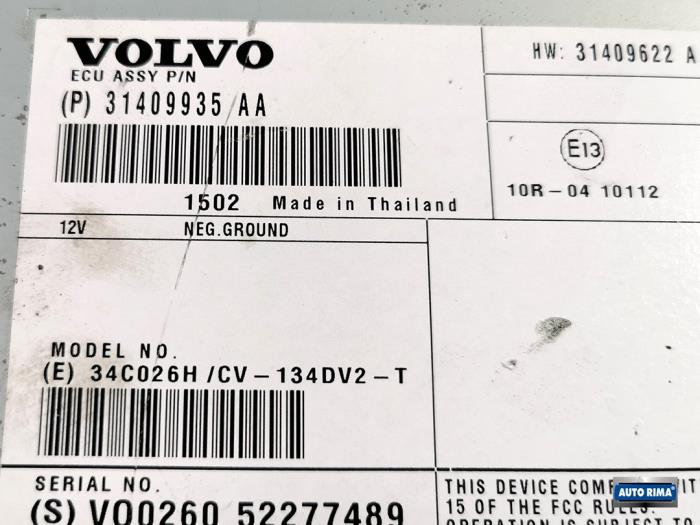 Radio versterker van een Volvo V60 I (FW/GW) 1.6 DRIVe 2015