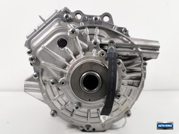 IMA motor van een Volvo XC90 II 2.0 T8 16V eAWD 2022