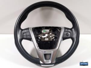 Gebruikte Stuurwiel Volvo V40 (MV) 1.5 T3 16V Geartronic Prijs € 99,95 Margeregeling aangeboden door Auto Rima Druten