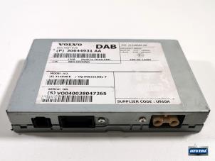 Gebruikte DAB module Volvo V60 I (FW/GW) 2.0 D3 20V Prijs € 49,95 Margeregeling aangeboden door Auto Rima Druten