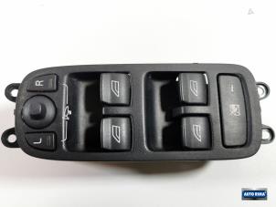 Gebruikte Schakelaar Elektrisch Raam Volvo V50 (MW) 2.0 D 16V Prijs € 34,95 Margeregeling aangeboden door Auto Rima Druten