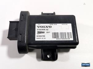 Gebruikte Xenon module Volvo XC60 I (DZ) 2.0 T5 16V Prijs € 49,95 Margeregeling aangeboden door Auto Rima Druten