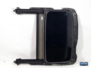 Gebruikte Schuifdak Volvo S60 II (FS) 1.6 T3 16V Prijs € 149,95 Margeregeling aangeboden door Auto Rima Druten