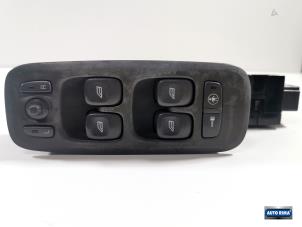 Gebruikte Ruit schakelaar elektrisch Volvo V70 (SW) 2.0 T 20V Prijs € 39,95 Margeregeling aangeboden door Auto Rima Druten