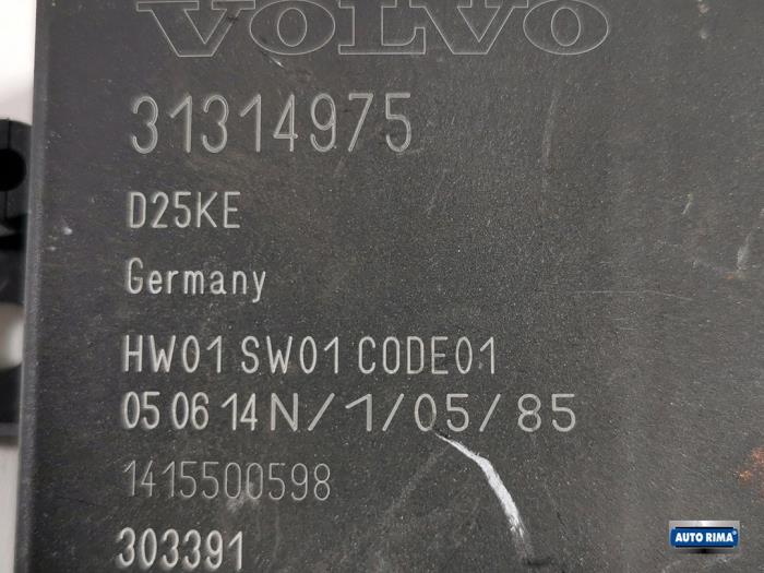 Module PDC van een Volvo V70 (BW) 2.0 D4 20V 2014