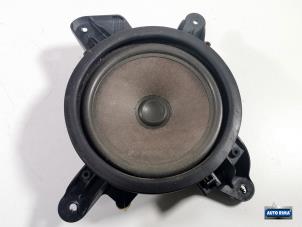 Gebruikte Speaker Volvo V70 (SW) 2.4 20V 170 Prijs € 24,95 Margeregeling aangeboden door Auto Rima Druten