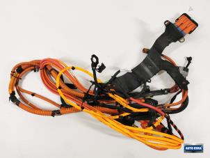 Gebruikte HV kabel (hoog voltage) Volvo V60 I (FW/GW) 2.4 D6 20V Plug-in Hybrid AWD Prijs € 299,95 Margeregeling aangeboden door Auto Rima Druten