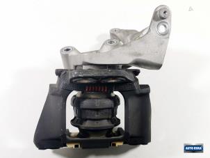 Gebruikte Motorsteun Volvo V90 II (PW) 2.0 D4 16V Prijs € 74,95 Margeregeling aangeboden door Auto Rima Druten