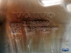 Gebruikte Roetfilter Volvo V40 (MV) 2.0 D4 16V Prijs € 499,95 Margeregeling aangeboden door Auto Rima Druten