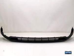 Gebruikte Lip voorbumper Volvo XC40 (XZ) 1.5 T5 Plug-in Hybrid 16V Prijs € 149,95 Margeregeling aangeboden door Auto Rima Druten