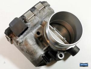 Gebruikte Gasklephuis Volvo V70 (BW) 2.0 T 16V Prijs € 124,95 Margeregeling aangeboden door Auto Rima Druten